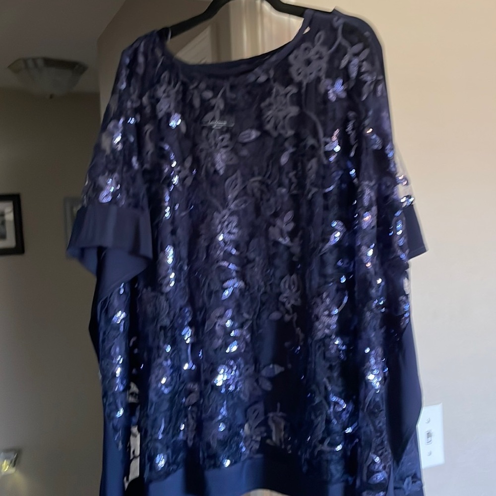 Mother of the groom or of the bride pant suit.  Navy.